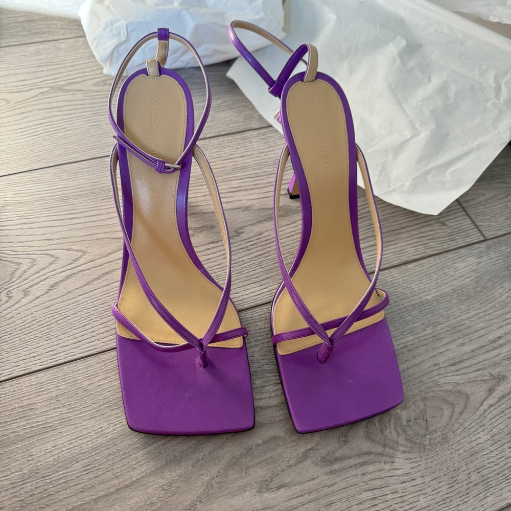 Bottega Stretch Sandal Lounge Napa Clematis Sz. 42